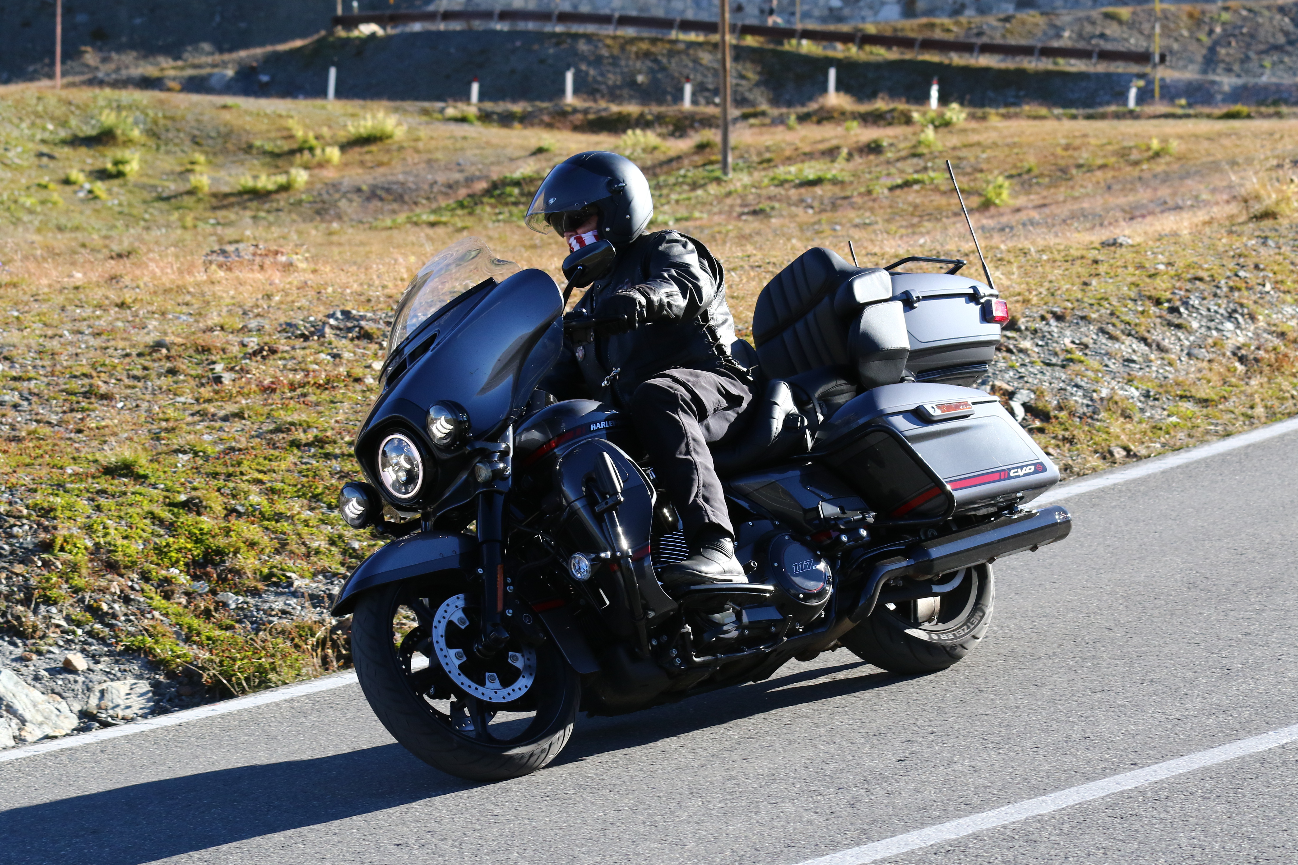 FLHTKSE auf dem Stelvio